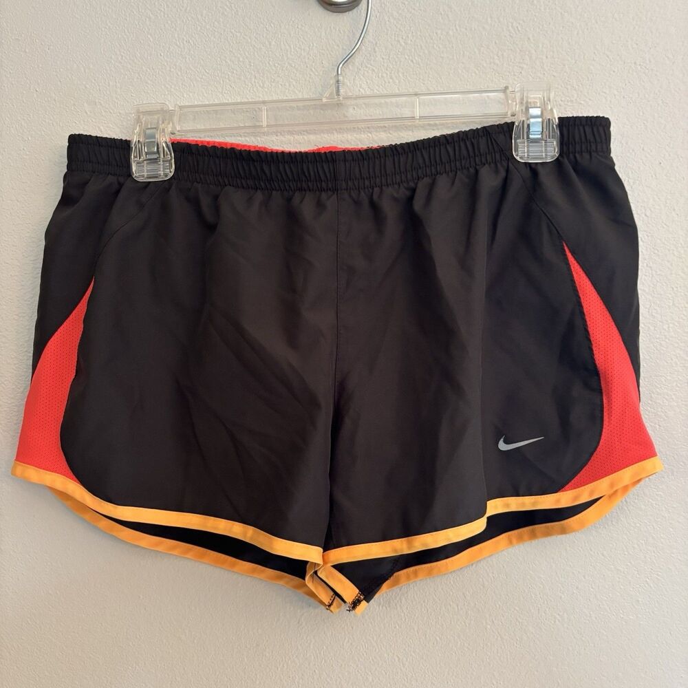 Nike Dri Fit Shorts Womens Medium Lined Athletic Black Orange Coral Workout Gym